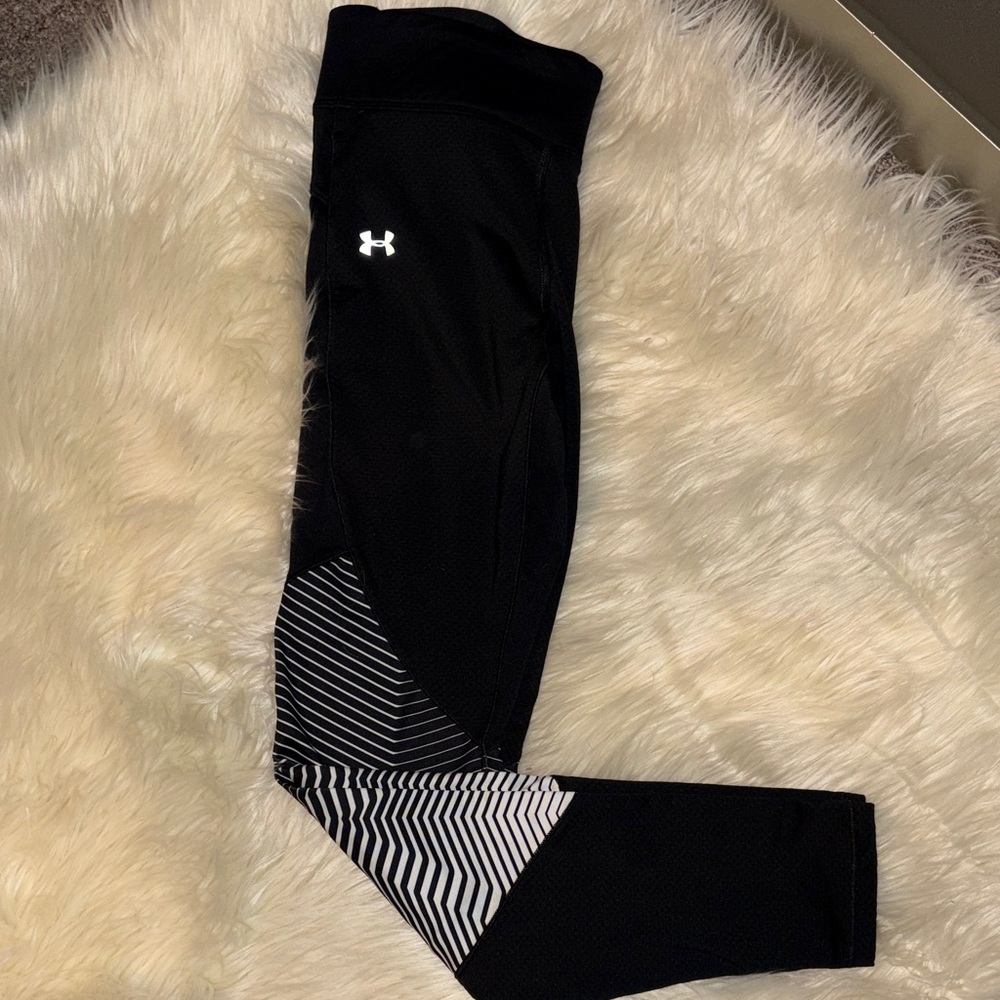 Under Armour Kids Black and White Patterned Leggings